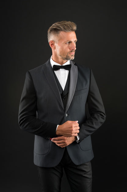Single Breasted Tuxedo / Dinner Suit (Bespoke)